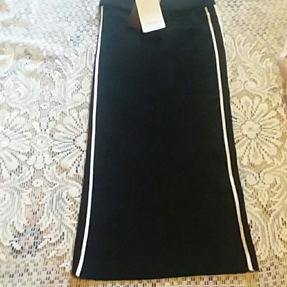 Zahra knit skirt